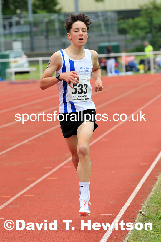 Men and Boys 3000 metres, 2022 North Eastern Track and Field Champs., Middlesbrough. David T. Hewitson/Sports for All Pics